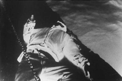 Panic-bodies-stills_clip_image022_0001