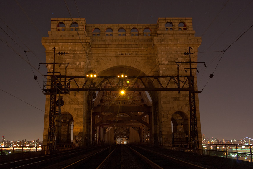 hellgate-bridge-crossing