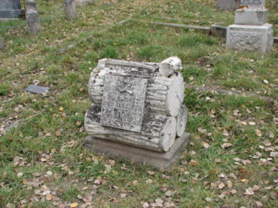 utah-2010-10-23-glenwood-woodman-grave