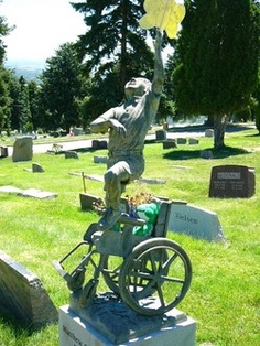 weird-tombstone-picture-6