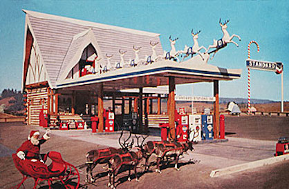 santasvillage_gasstation