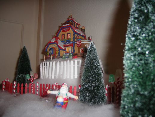 santa-north-pole-village