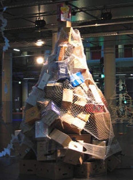 unusual-xmas-tree-1